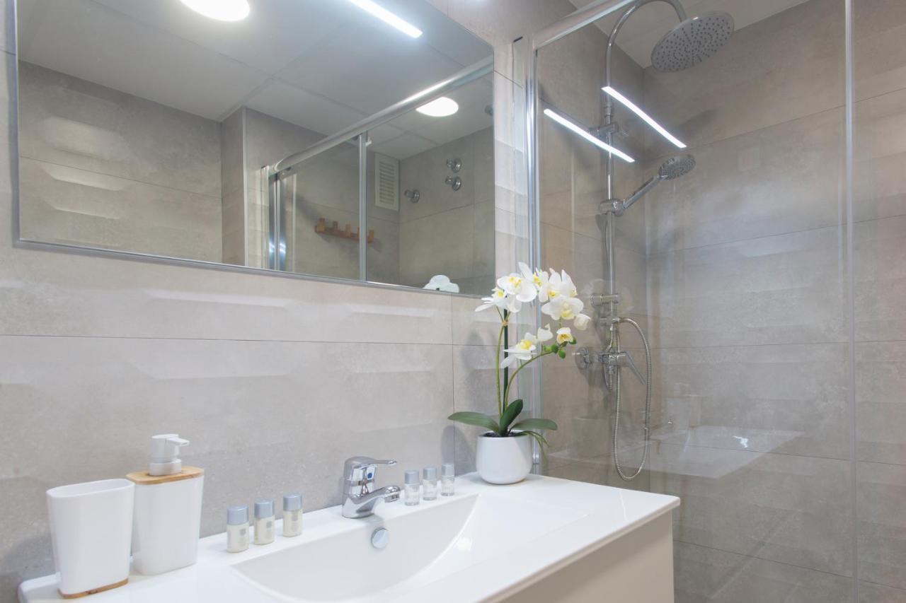 Apartamento Santuario De La Victoria Малага Екстер'єр фото